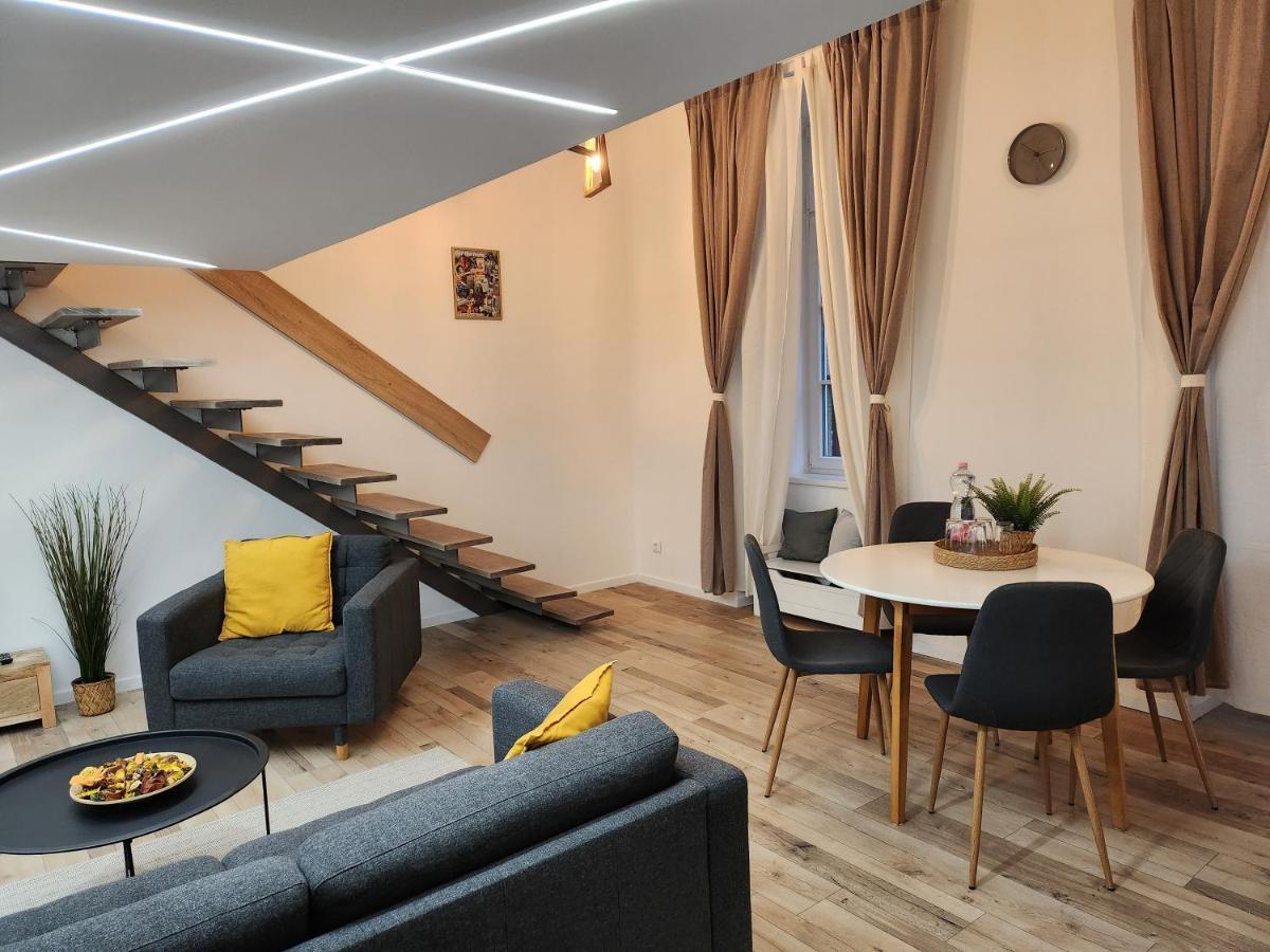 K21 "The Good Shepherd" Apartment — Photos 3